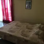 Guest house Platanos 3*