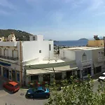 Guest house Platanos Agia Marina (Leros)