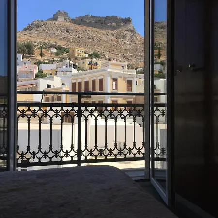 Guest house Platanos 3*