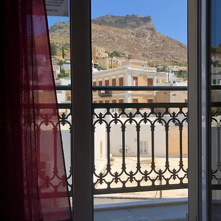Casa de hóspedes Platanos Agia Marina (Leros)