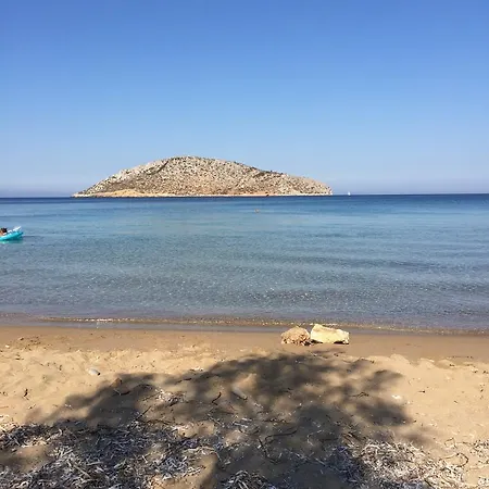 Casa de hóspedes Platanos Agia Marina (Leros)