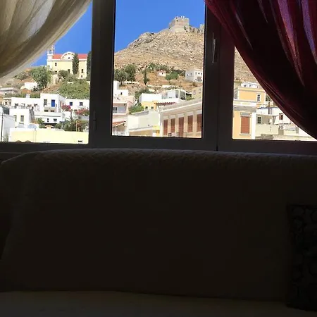 Platanos Πανσιόν