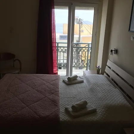 Πανσιόν Platanos