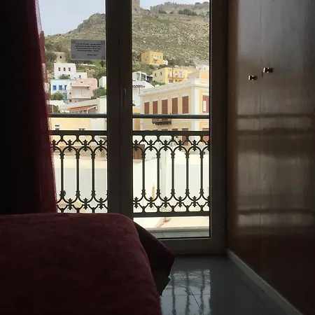 Platanos Πανσιόν