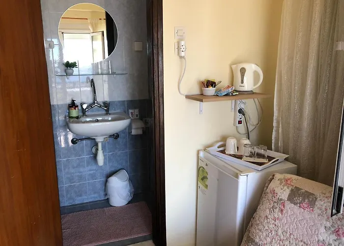 Platanos بيت ضيافة 3*