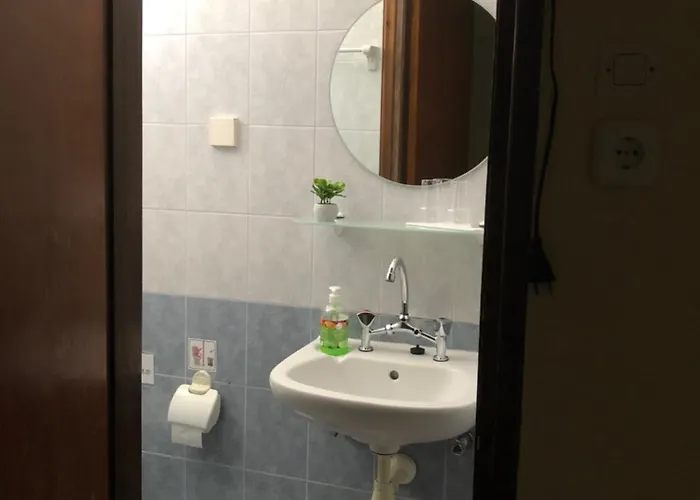 بيت ضيافة Platanos