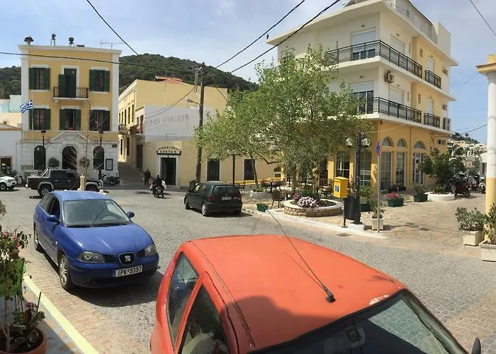 Platanos اجيا مارينا