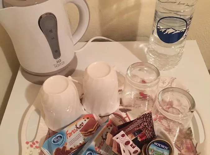 Platanos بيت ضيافة اجيا مارينا