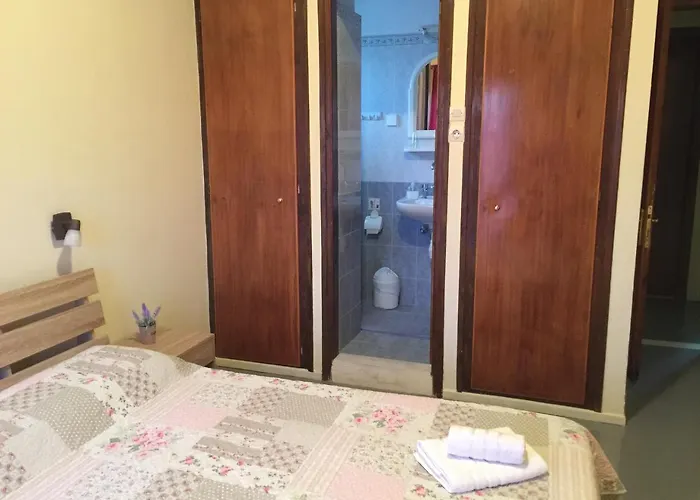 Platanos بيت ضيافة 3*